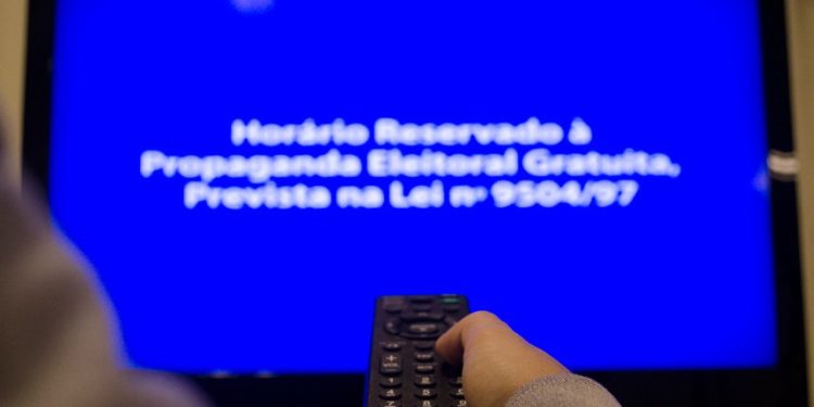 TSE define tempo de TV e rádio dos partidos para as eleições de 2026