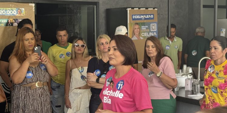michelle-bolsonaro-defende-uniao-politica-e-fortalecimento-do-senado-em-encontro-em-brasilia-|-delio-andrade