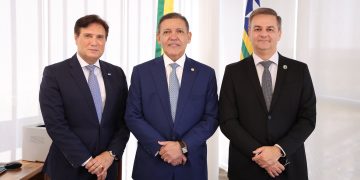 Acordo entre TSE, CEB e Terracap prepara Tribunal para primeira eleição com energia solar