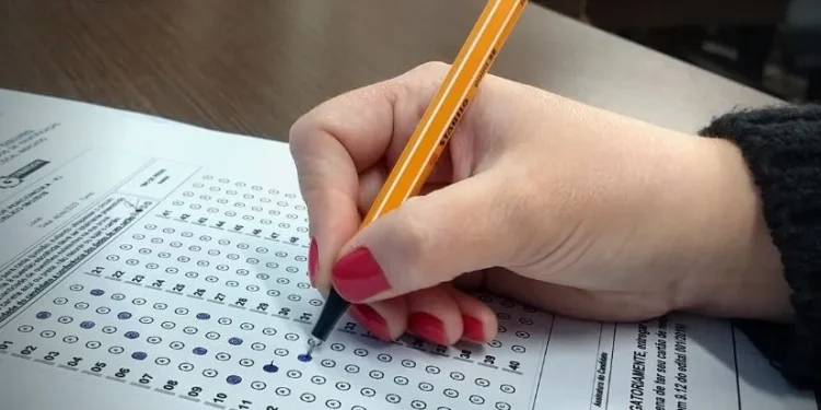 Sedes-DF realiza concurso neste domingo (06) com salários de até R$ 6,6 mil