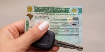 CNH vencida: veja até quando você pode dirigir sem renovar o documento