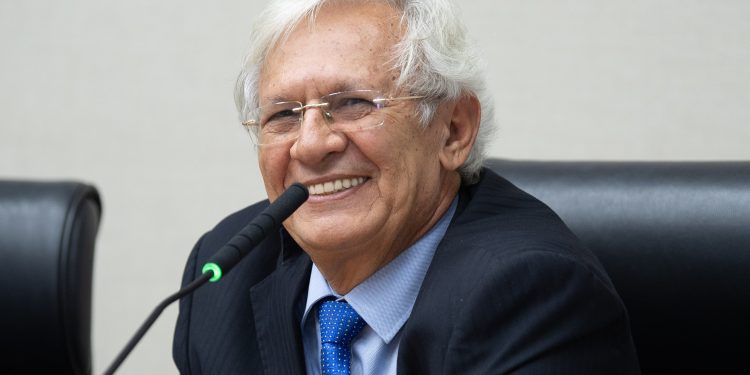 Raimundo Ribeiro vai ao Vozes da Comunidade falar sobre estiagem e abastecimento no DF