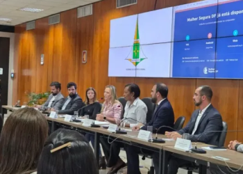 Celina apresenta Mulher Segura DF e anuncia divulgação no transporte público