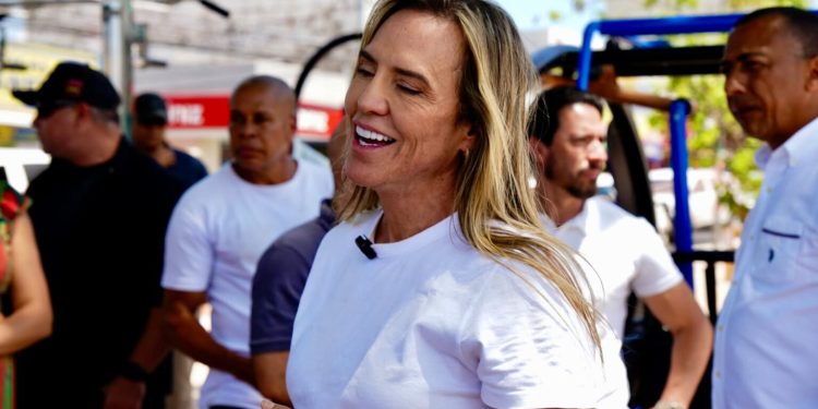 Celina Leão anuncia proposta de agência para regularização fundiária no DF