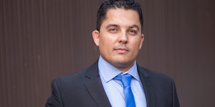 Vozes da Comunidade recebe Willian Ferreira para debater inclusão e acessibilidade no DF