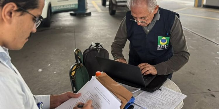 Distribuidoras são multadas em mais de R$ 200 milhões por preços abusivos de combustíveis