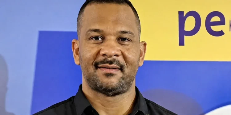 Wilson Valente assume comando da Administração Regional de Arniqueira