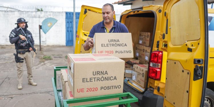 Eleições: 25 mil militares serão mobilizados para reforçar votação em 11 estados