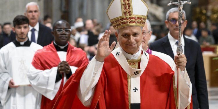 Papa Leão XIV anuncia cirurgia e deverá reduzir atividades temporariamente