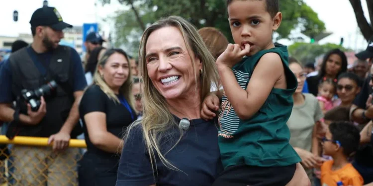 Celina Leão apresenta novas metas para a educação pública do Distrito Federal