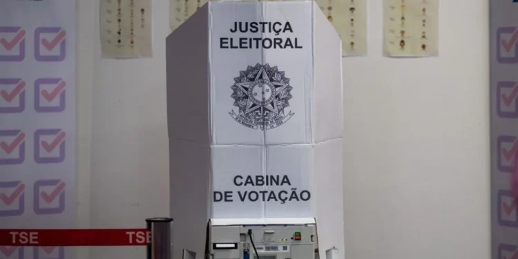 Levantamento aponta 976 votos após as 17h no segundo turno no DF