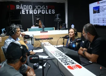 Celina discute ampliação da correção de redações no CBMDF e na Sedes